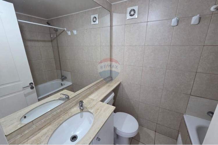 Oportunidad! depto. metro lo vial, 2 dormitorios