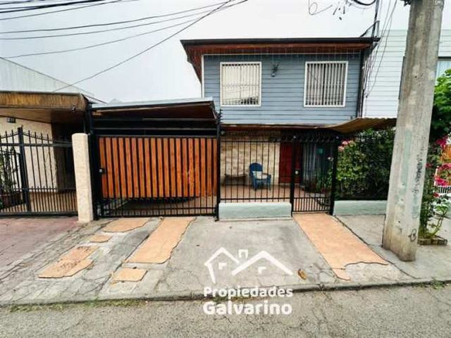 CASA Metro Plaza de Quilicura/ Av. Manuel Antonio Matta