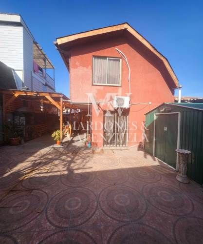 Oferta, casa regularizada en Peñalolén (133247)