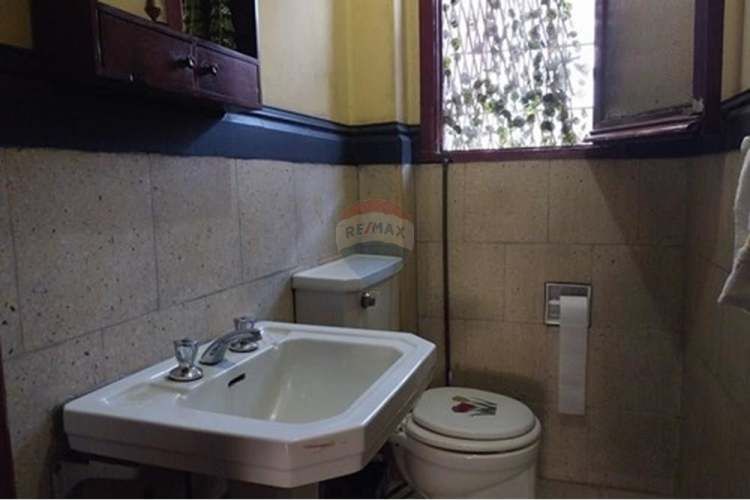 Excelente oportunidad casa 4d+4b+local comercial