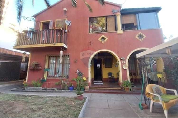 Excelente oportunidad casa 4d+4b+local comercial