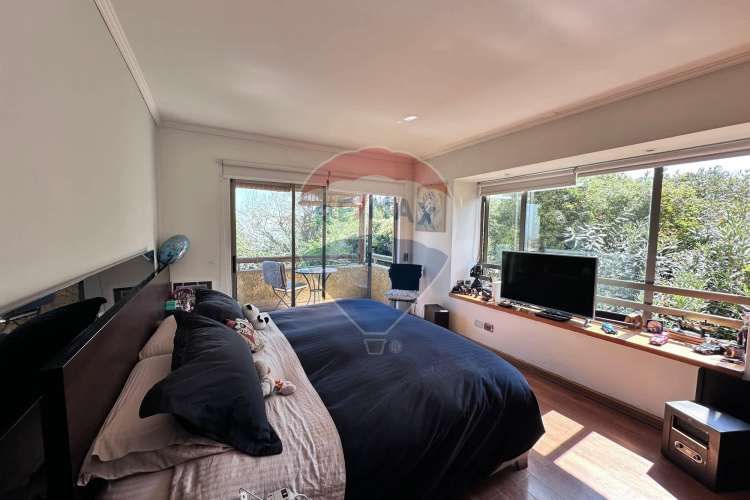 Amplia casa en condominio cerrado la reina