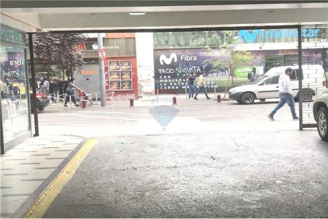 Arriendo estacionamiento huérfanos con miraflores