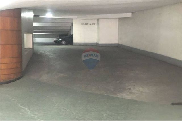 Arriendo estacionamiento huérfanos con miraflores