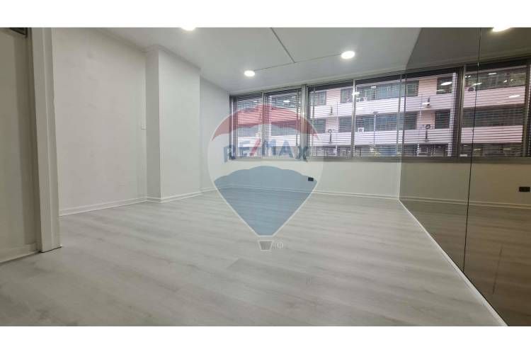 Oportunidad! remodelada!  paseo ahumada, metro