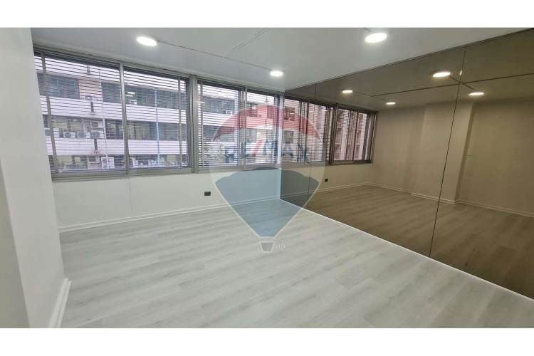 Oportunidad! remodelada!  paseo ahumada, metro