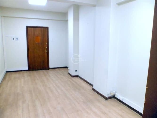 OFICINA Galerías Alessandri Frente al Banco Central