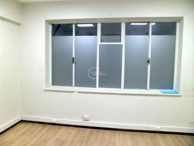 OFICINA Galerías Alessandri Frente al Banco Central