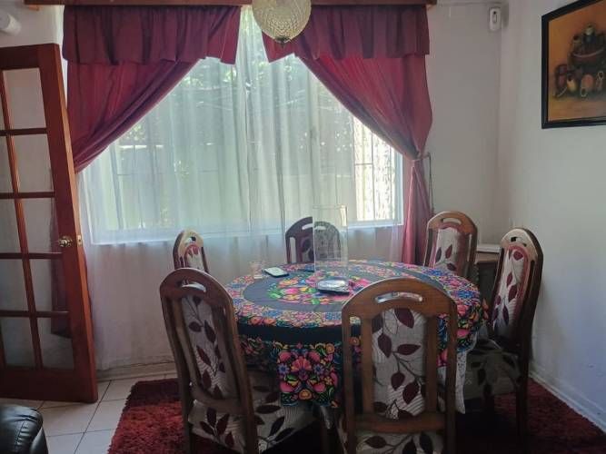 CASA AVDA VALPARAISO