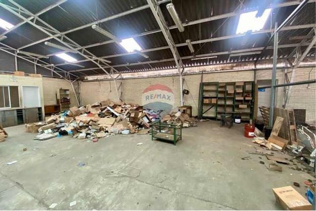 Oportunidad! terreno de suelo industrial