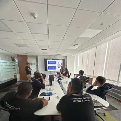 Diseñadora grafico (asistente comercial)