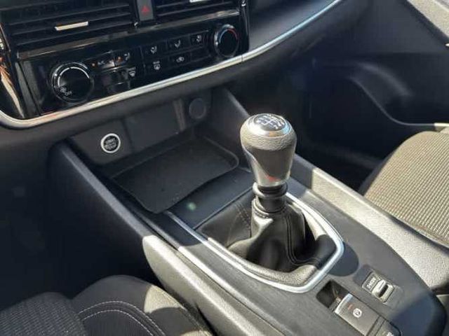 Nissan Qashqai 1.3  T  Sense  Mt 2023