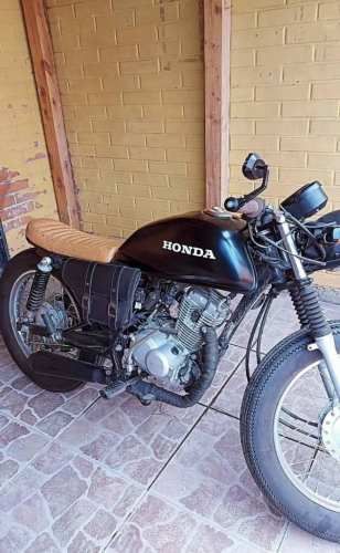Bellísima honda cb1 tuff PAPELES ATRASADOS