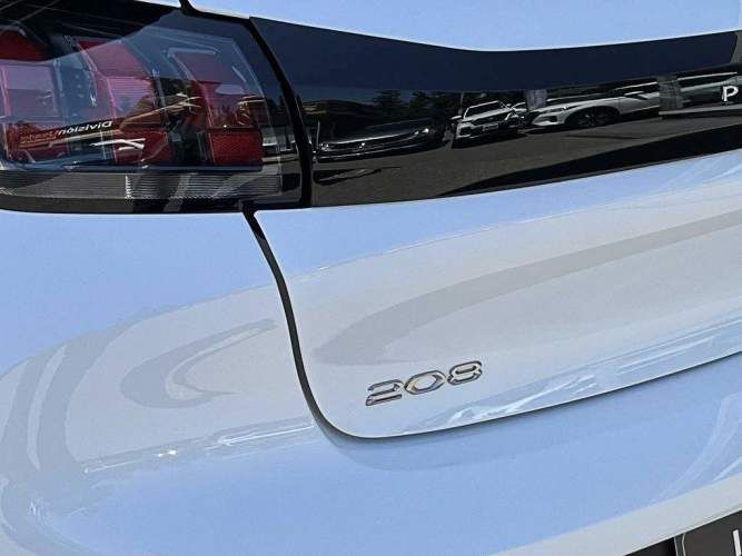 PEUGEOT 208 2024