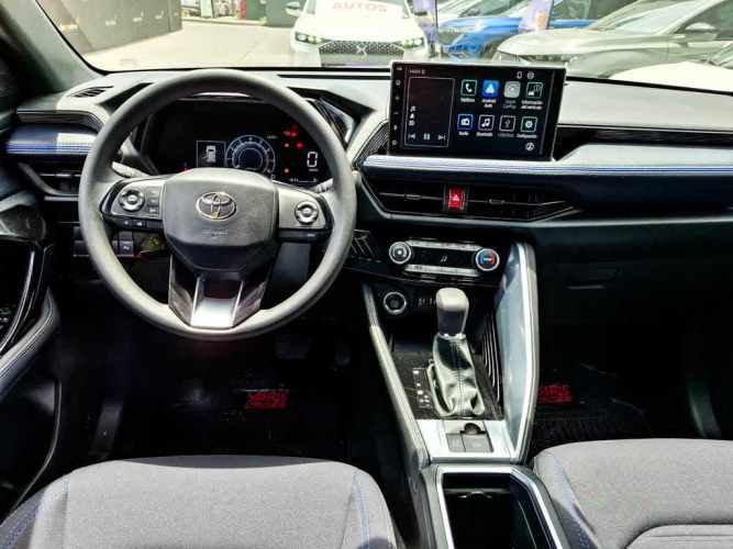 TOYOTA YARIS CROSS 2025