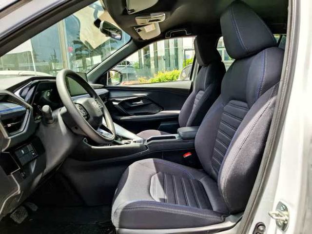 TOYOTA YARIS CROSS 2025