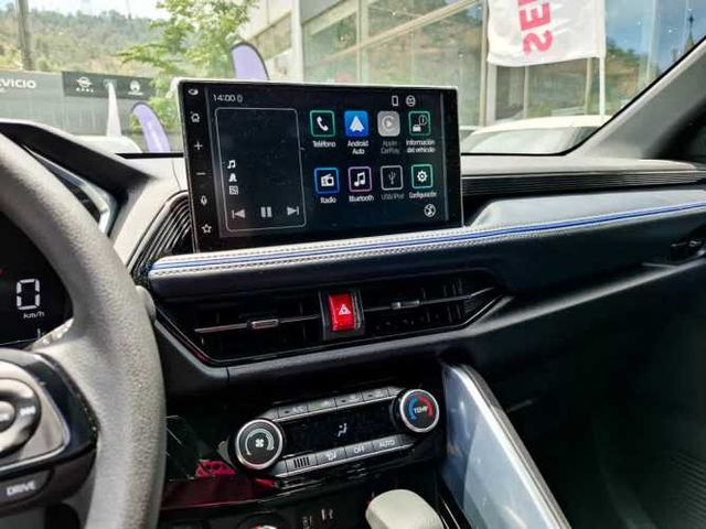 TOYOTA YARIS CROSS 2025