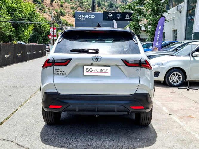 TOYOTA YARIS CROSS 2025