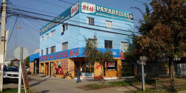 Ayudante instalador de parabrisas