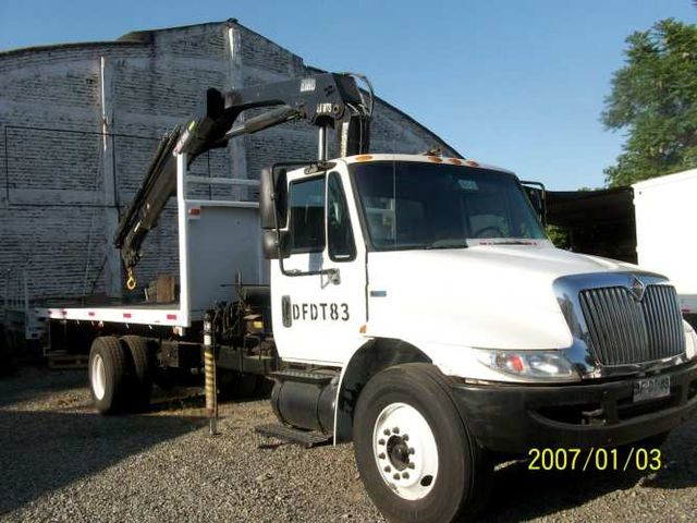 camion  international  4300   grua 2011 ojo descuenta iva