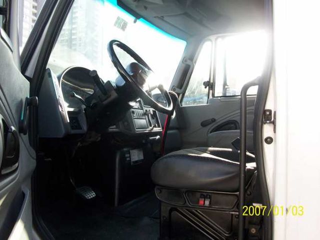 camion  international  4300   grua 2011 ojo descuenta iva