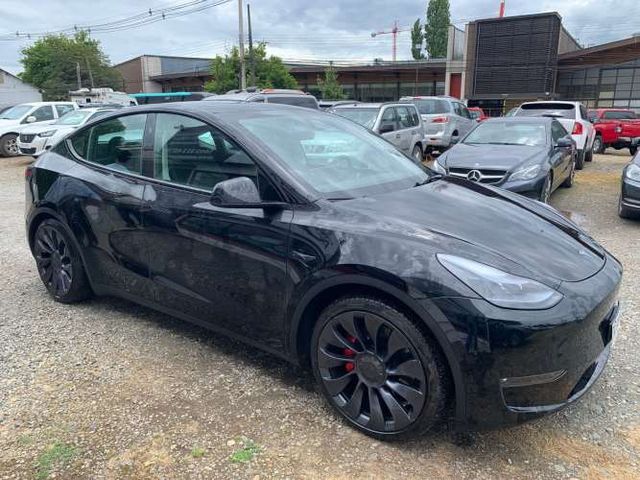 TESLA MODEL Y PERFORMANCE 2024