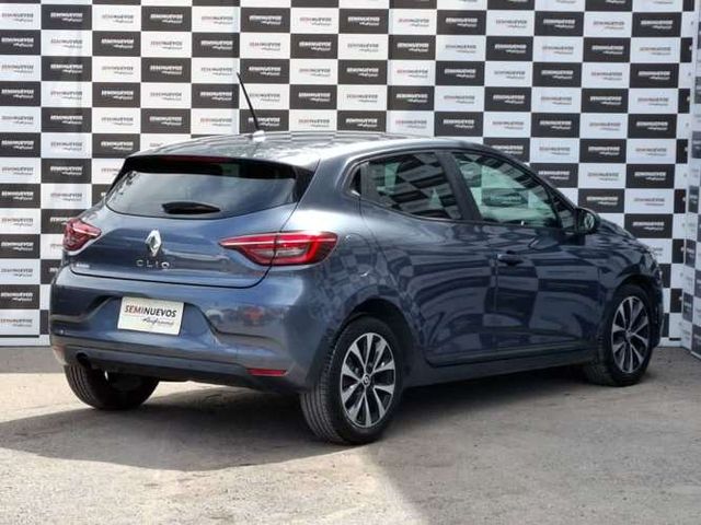 RENAULT CLIO 2023