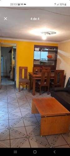 Pieza amoblada a pasos del metro eisteins