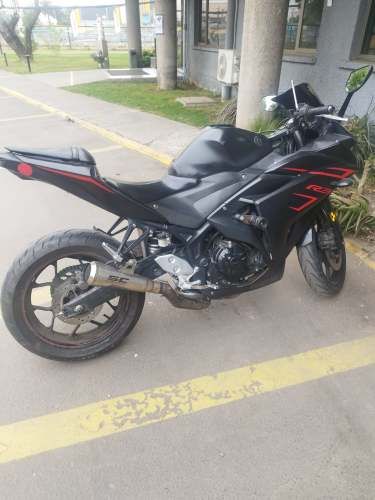 YAMAHA R3 2018