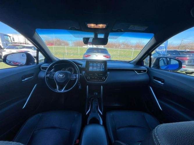 TOYOTA COROLLA CROSS 2024