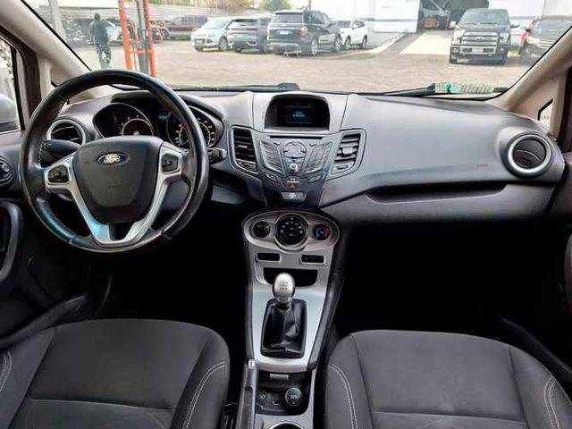 FORD FIESTA 2016