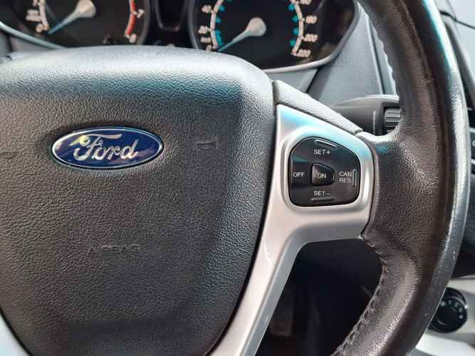 FORD FIESTA 2016