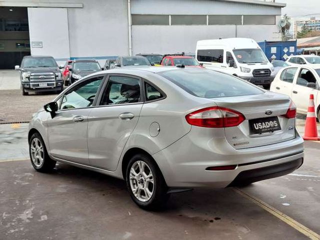FORD FIESTA 2016