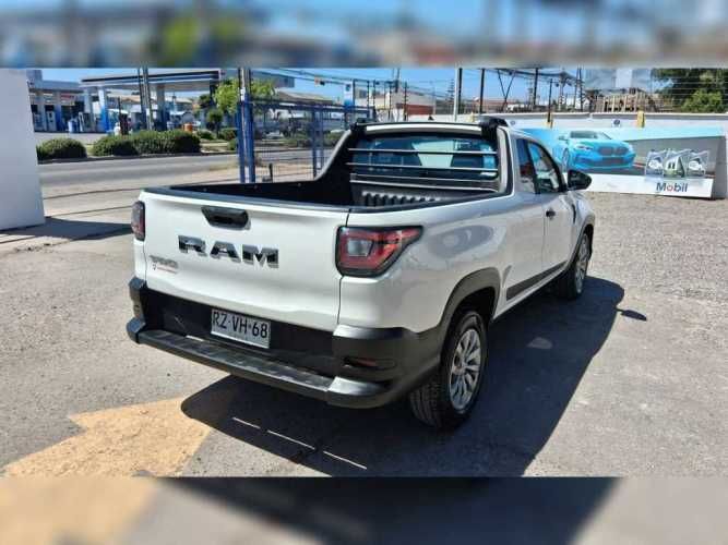 RAM 700 2022