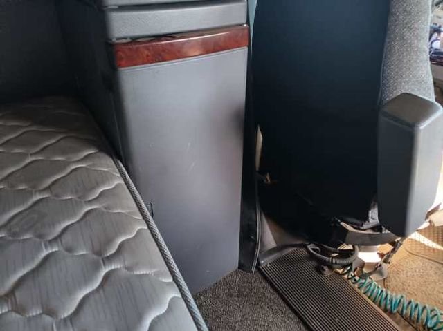 MACK PINNACLE HIGH RISE