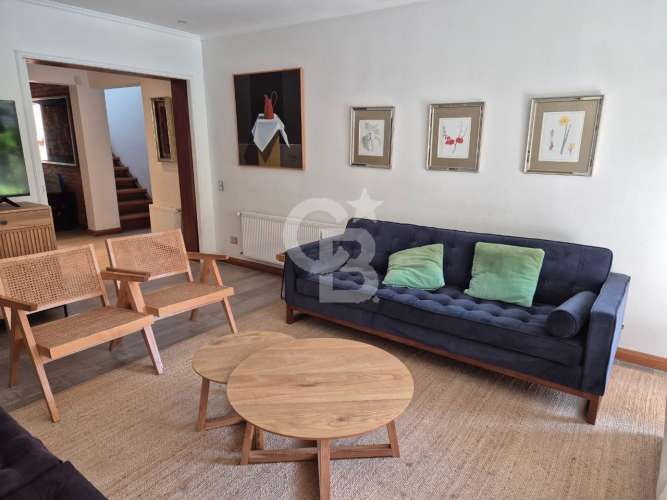 Casa Remodelada Sector Manquehue Oriente