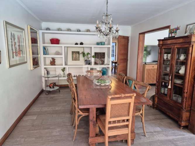 Casa Remodelada Sector Manquehue Oriente