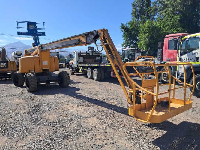 BRAZO ARTICULA      Marca HAULOTTE     Modelo HA260P     Año 2012