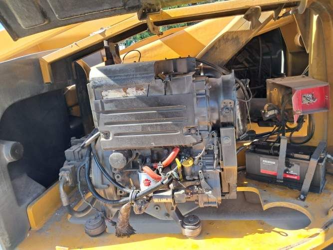 BRAZO ARTICULA      Marca HAULOTTE     Modelo HA260P     Año 2012