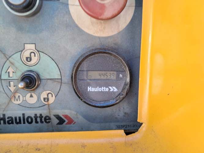 BRAZO ARTICULA      Marca HAULOTTE     Modelo HA260P     Año 2012