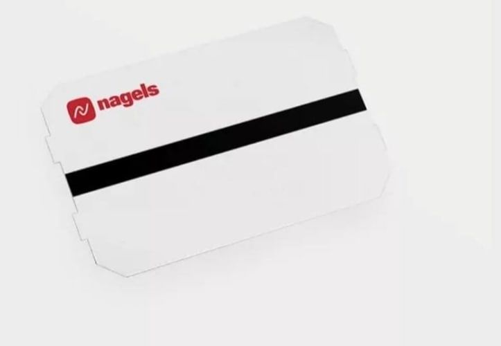 Bandejas con tickets de estacionamiento