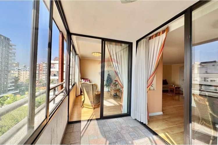 Amplio dpto 3d y 3b. barrio familiar.