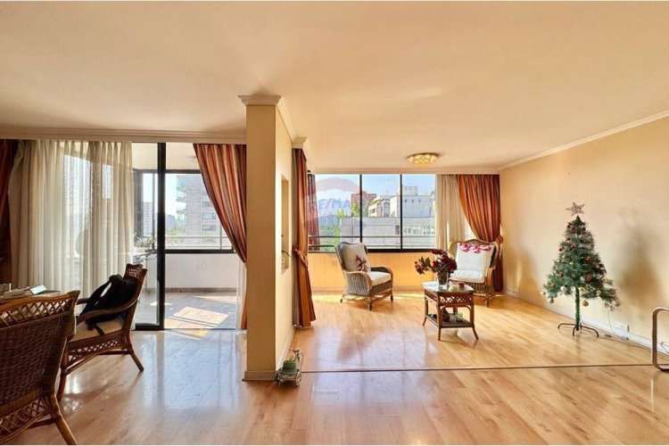 Amplio dpto 3d y 3b. barrio familiar.