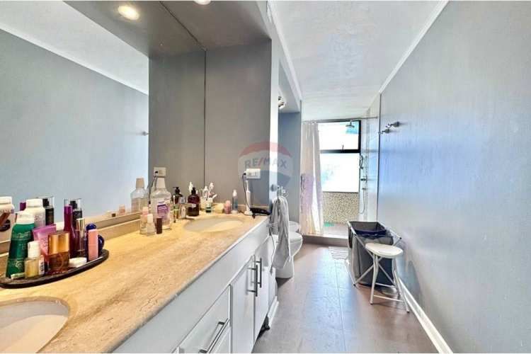 Amplio dpto 3d y 3b. barrio familiar.