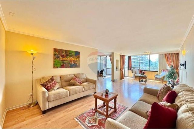 Amplio dpto 3d y 3b. barrio familiar.