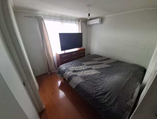 Se vende casa con patio y con local comercial en sector San Carlos Puente Alto