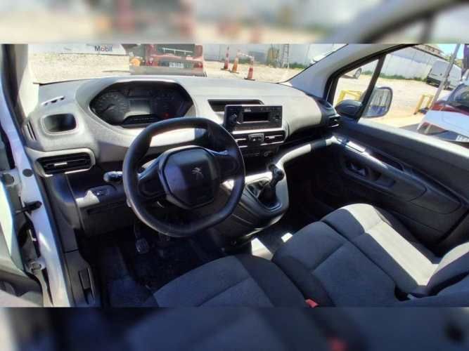 PEUGEOT PARTNER 2021