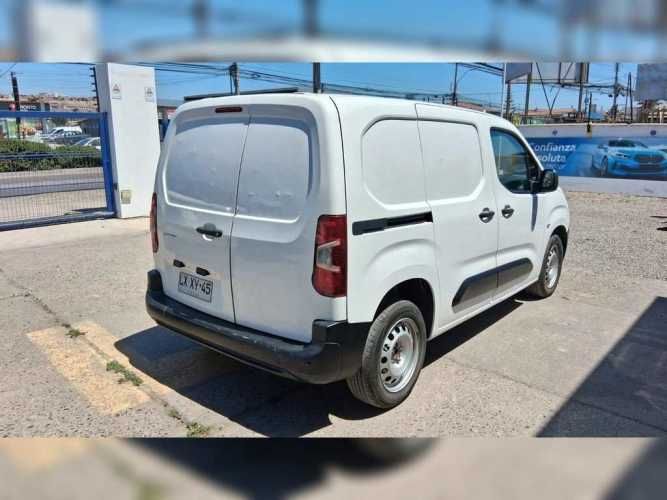 PEUGEOT PARTNER 2021