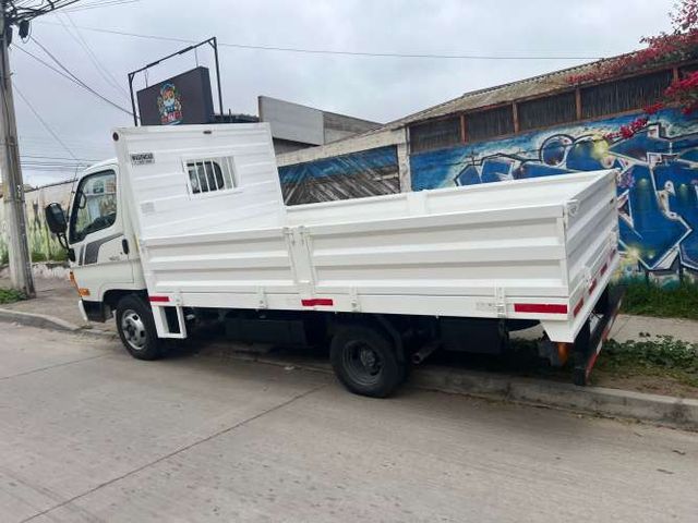 CAMION 3/4 HYUNDAI HD35 AÑO 2022
