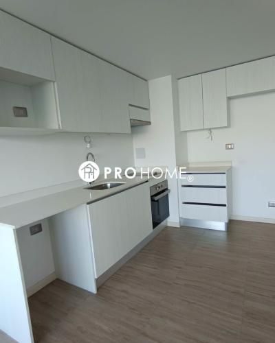 Activo Inmobiliario: Depto 1D con Restaurante y Piscina en Piso 28